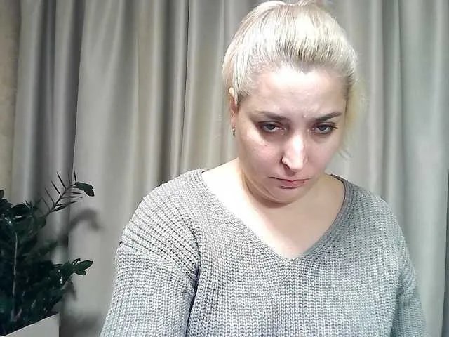 Freechat KickaIricka on BongaCams