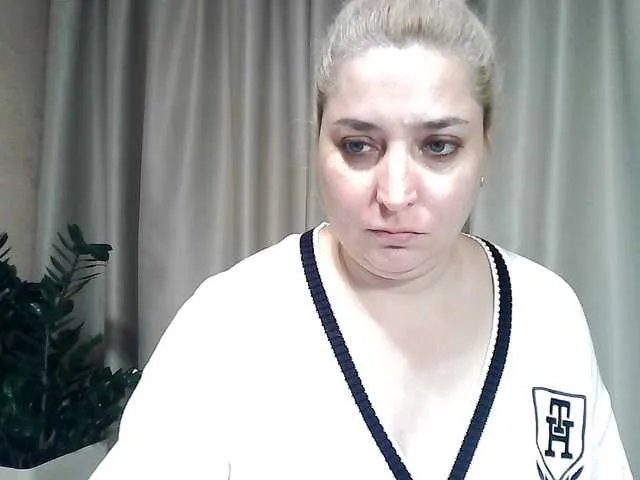 Freechat KickaIricka on BongaCams