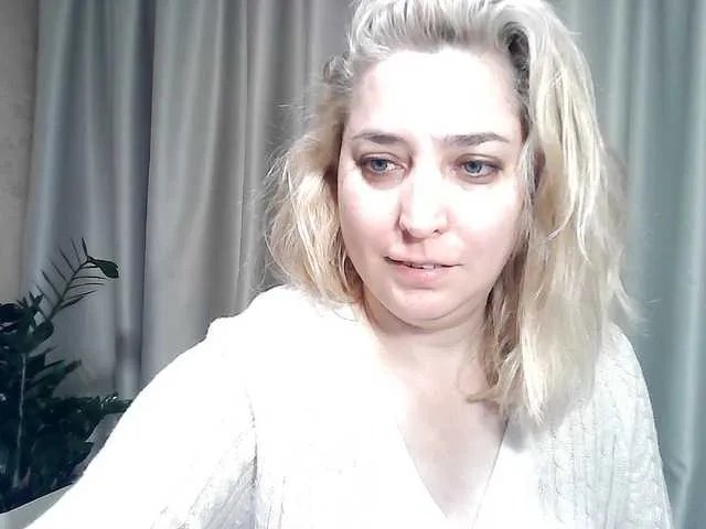 Freechat KickaIricka on BongaCams