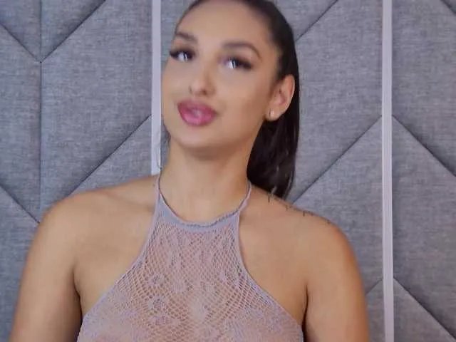 Offline Kimberlymav on BongaCams