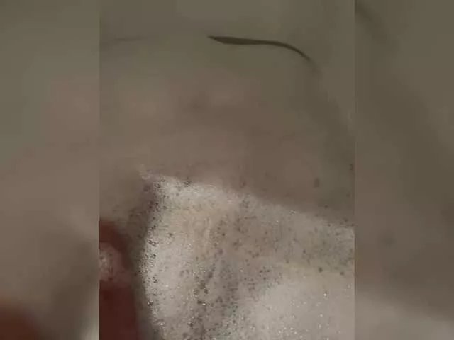 Offline Kisalove69 on BongaCams