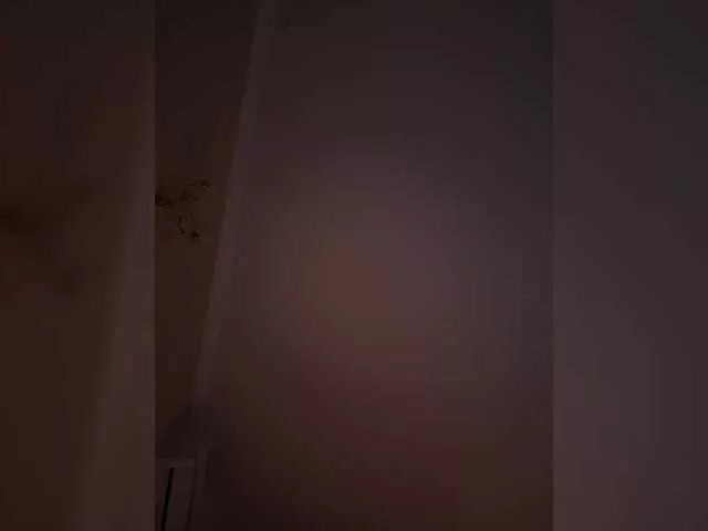 Offline Kisalove69 on BongaCams