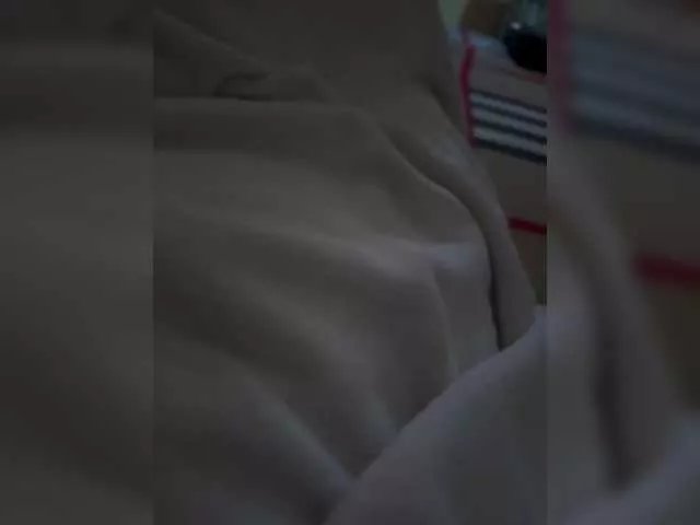 Offline Kisalove69 on BongaCams