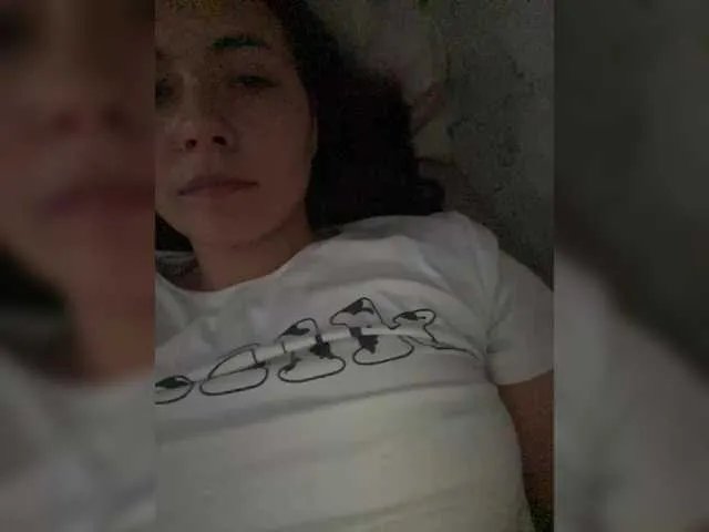 Offline kiskama on BongaCams