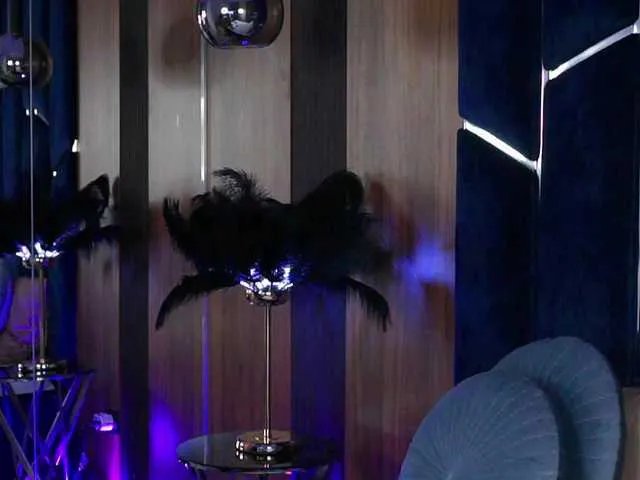 Offline KylieKroft on BongaCams