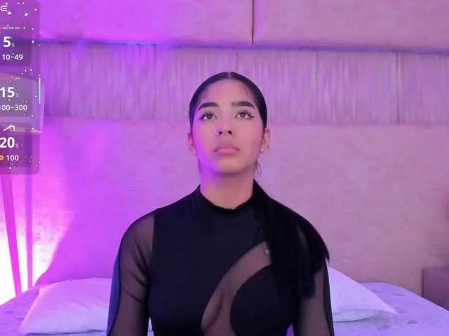 Freechat Kyraaa on BongaCams