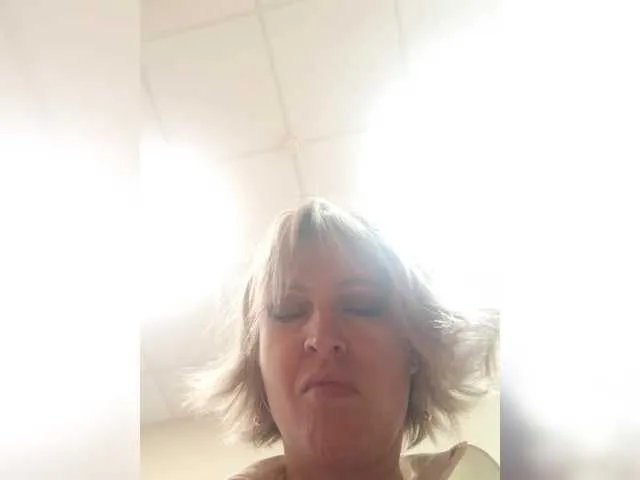 Offline LagoonJoy on BongaCams