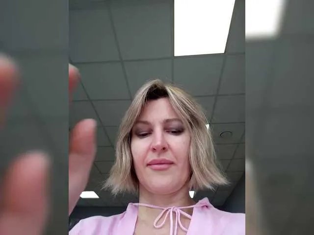 Offline LagoonJoy on BongaCams