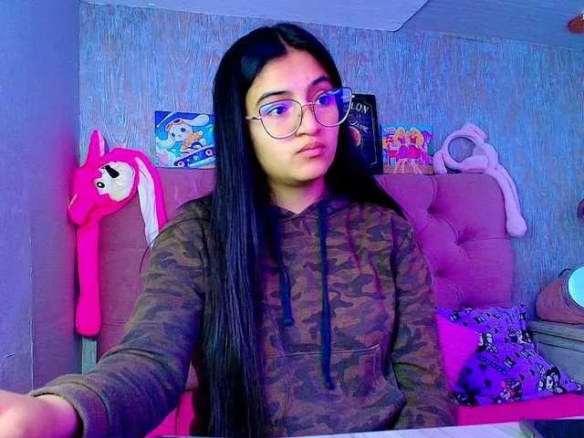 Offline laurenelove on BongaCams