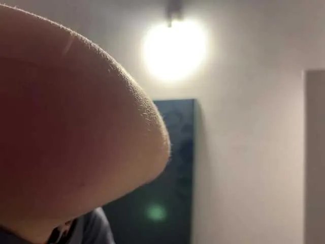 Offline LeontineCuffie on BongaCams