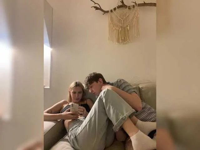 Offline LinaTwins on BongaCams