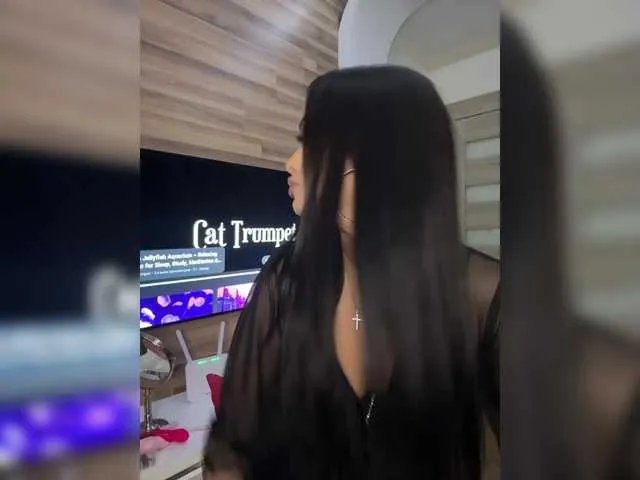 Offline Lola-Li on BongaCams