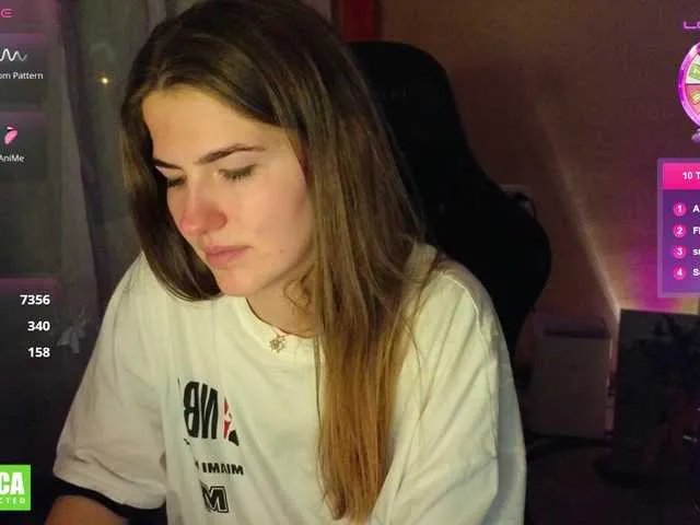 Offline mag1c-eyes on BongaCams