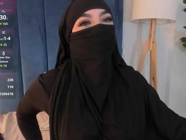 Offline malih- on BongaCams