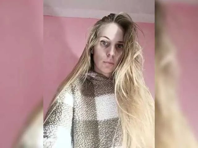Freechat Marina-9819 on BongaCams