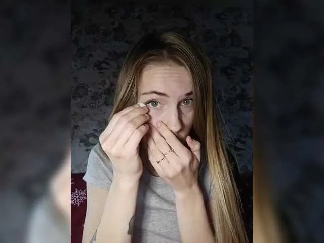 Freechat Marina-9819 on BongaCams