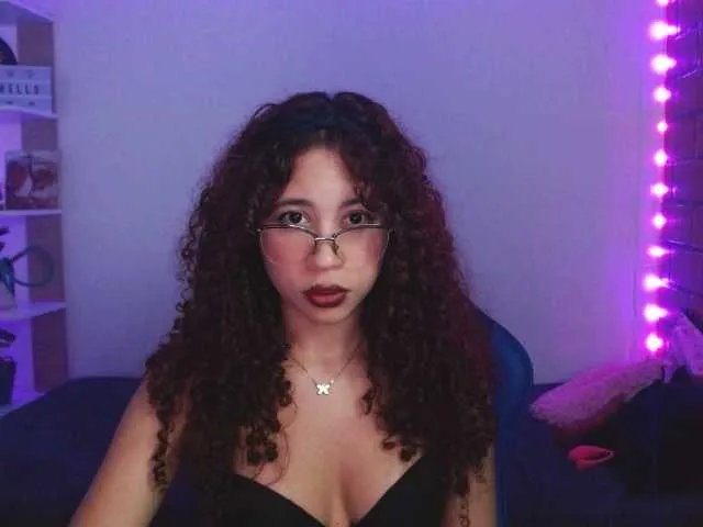 Offline Medussa333 on BongaCams