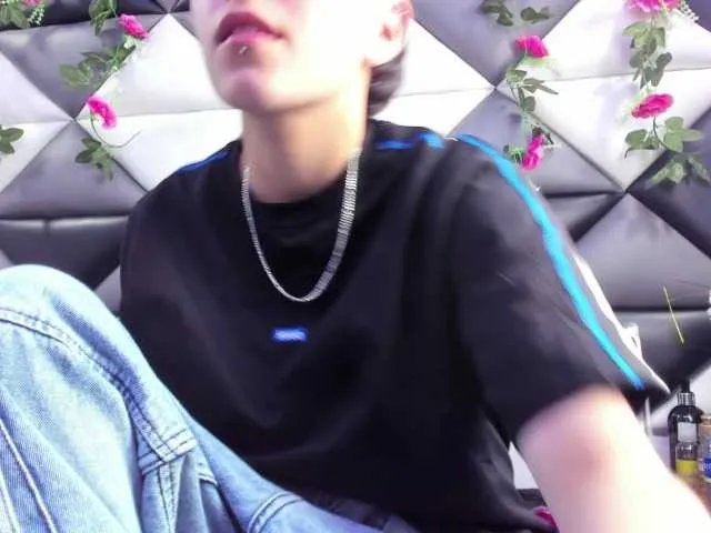 Offline Meganthompson on BongaCams