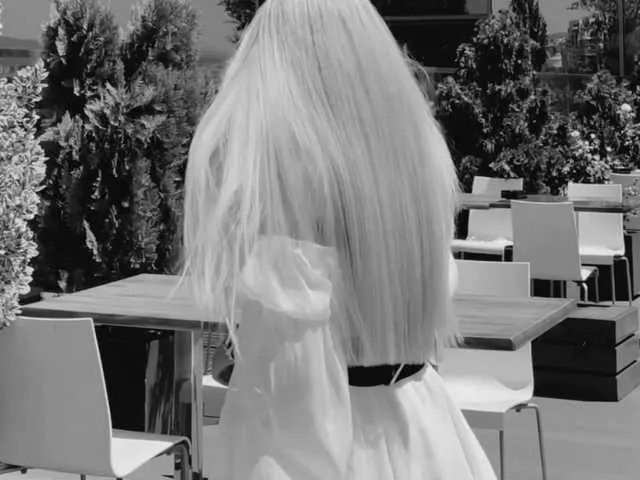 Offline meow on BongaCams