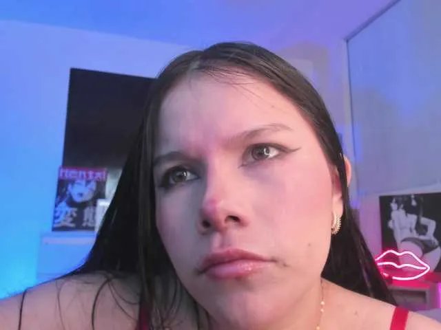 Offline MIA-MORALEZ on BongaCams