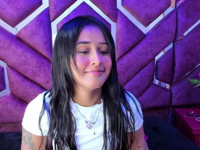 Freechat millyprint on BongaCams