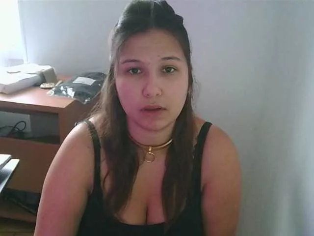 Offline Minettesexy24 on BongaCams