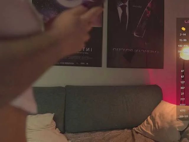 Freechat MiraWair on BongaCams