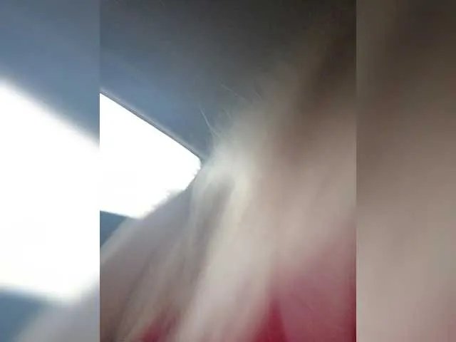 Offline MurkaLux on BongaCams