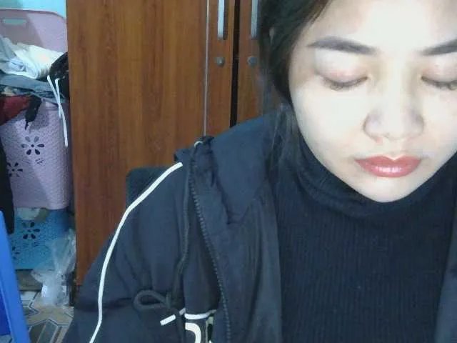 Offline nana7777 on BongaCams