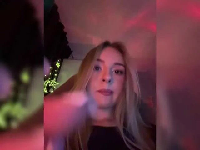 Freechat Nestyzz on BongaCams