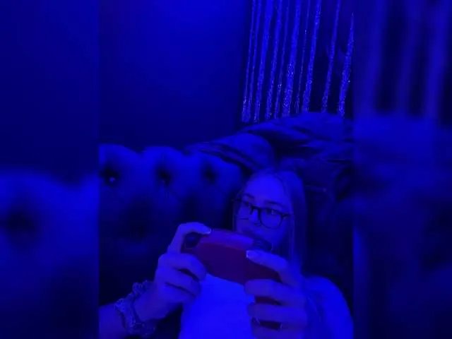 Freechat Nestyzz on BongaCams