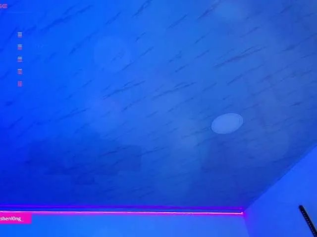 Offline Nicorobin on BongaCams