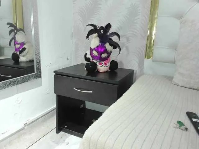 Offline noa-camila on BongaCams