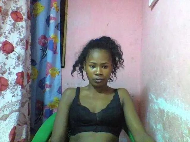 Offline nomenen on BongaCams