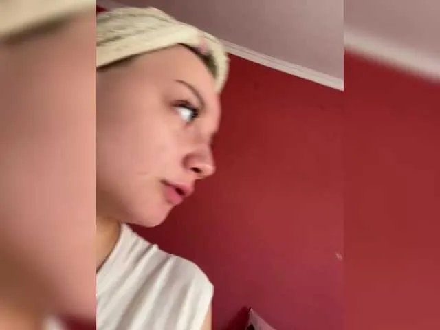 Offline NormanMash on BongaCams