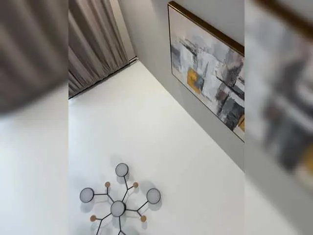 Freechat OlivkaVif on BongaCams