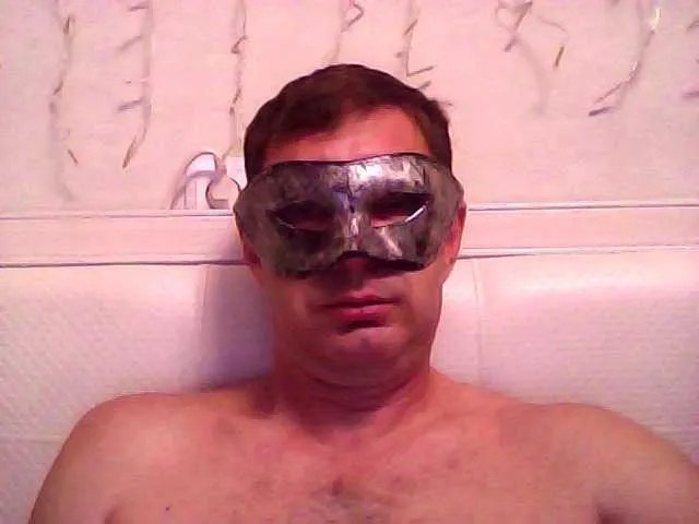 Offline Oyster-lemon on BongaCams