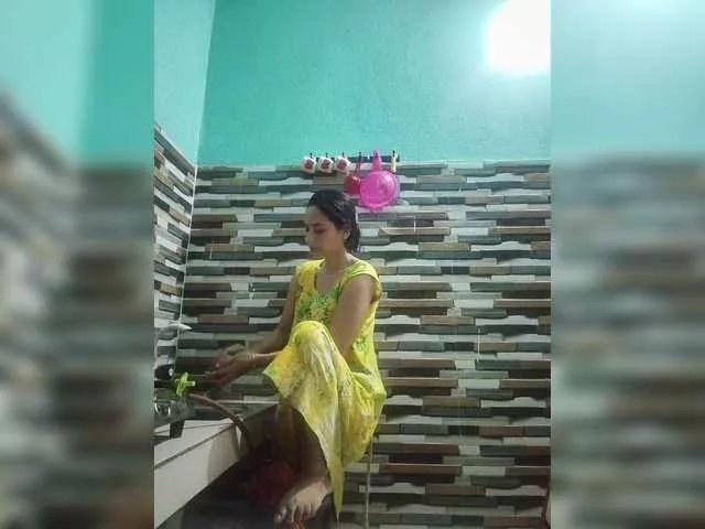 Offline Pakhi on BongaCams