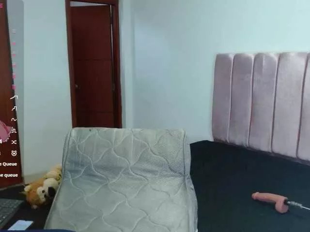 Offline PaolaStone on BongaCams