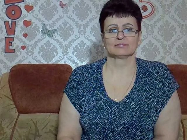 Offline PaulaGolden on BongaCams
