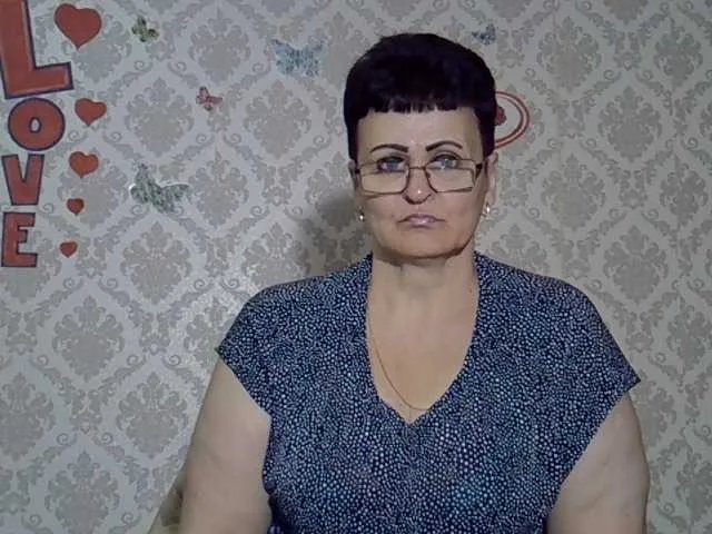 Offline PaulaGolden on BongaCams