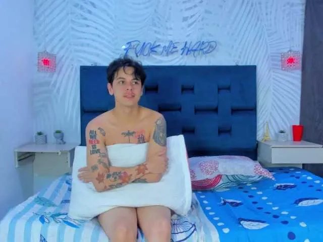 Freechat ROOM-STARHOT on BongaCams