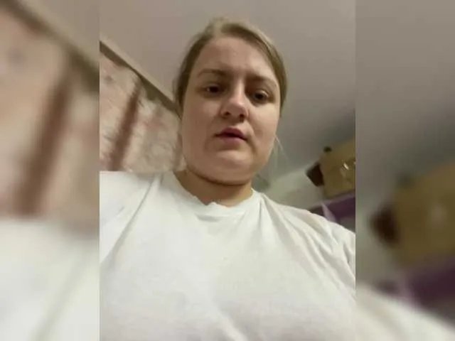 Offline SashulyaAsd on BongaCams