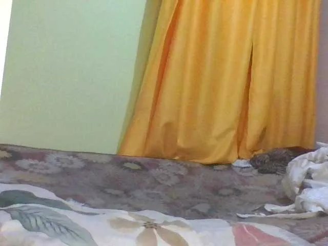 Offline sauccyspoilage on BongaCams