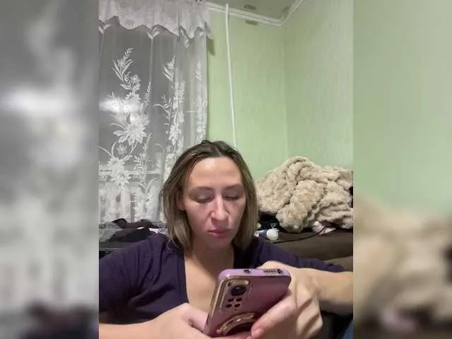 Freechat Saveta on BongaCams