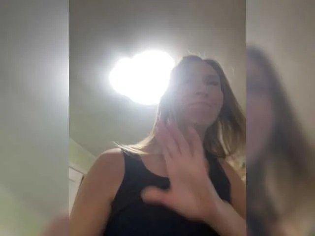 Freechat Saveta on BongaCams