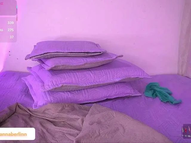 Offline sexy-danna on BongaCams