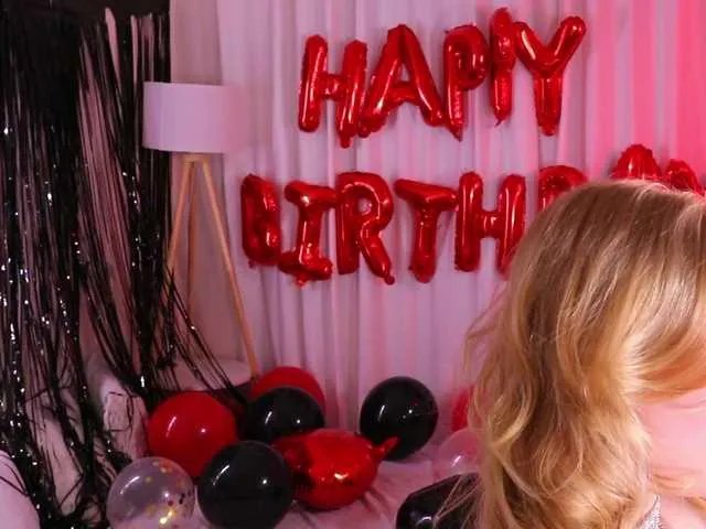 Offline SexyBlondeDoll on BongaCams