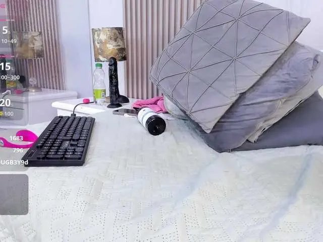 Freechat Skylar-Smith on BongaCams