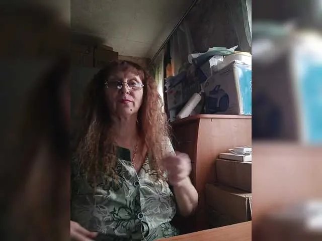 Offline Sonya48 on BongaCams